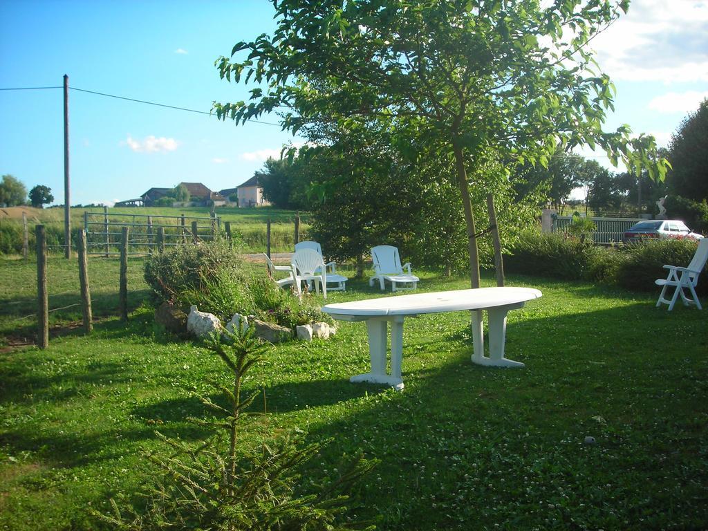 Vila La Bardeliere Corbelin Exteriér fotografie